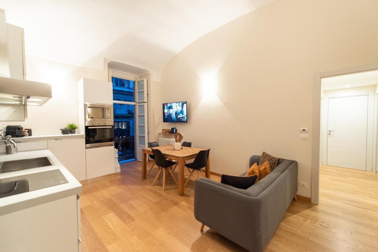 Grand Palace Apartment -Centro Storico Turin Exterior photo